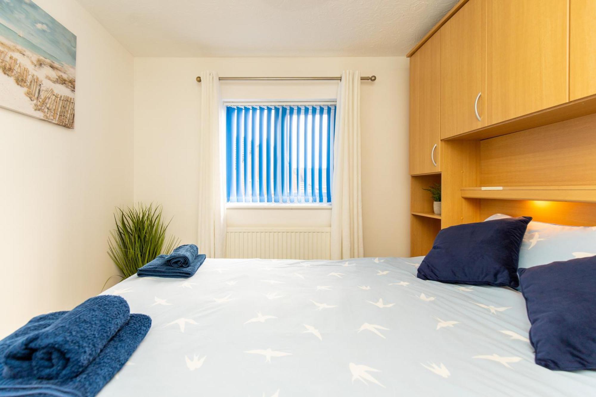 Comfortable And Spacious Superb Holiday Home In Llanelli, Dog Friendly Kültér fotó