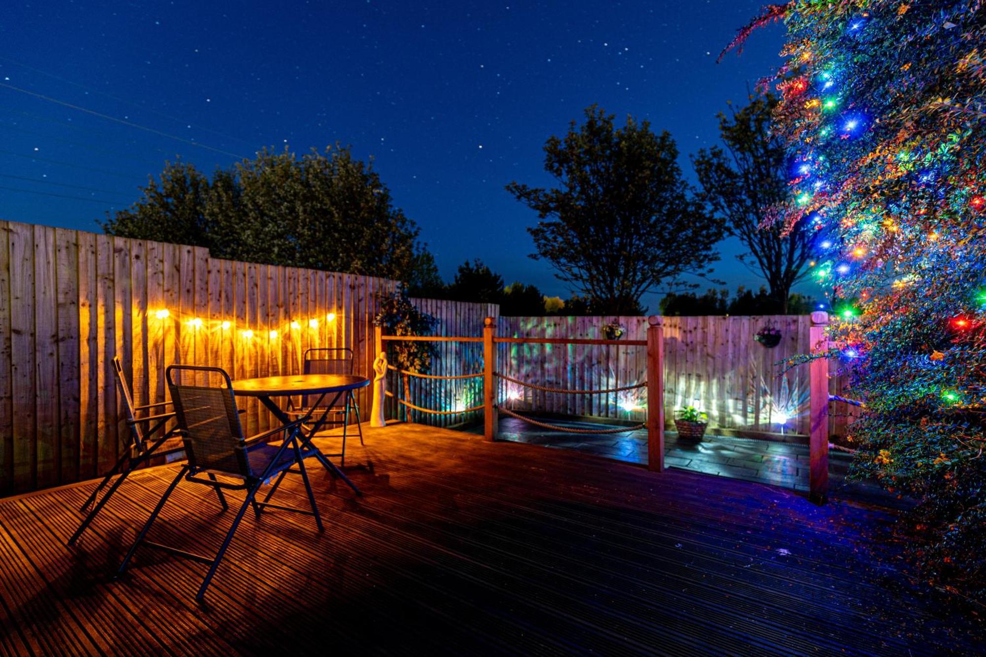 Comfortable And Spacious Superb Holiday Home In Llanelli, Dog Friendly Kültér fotó