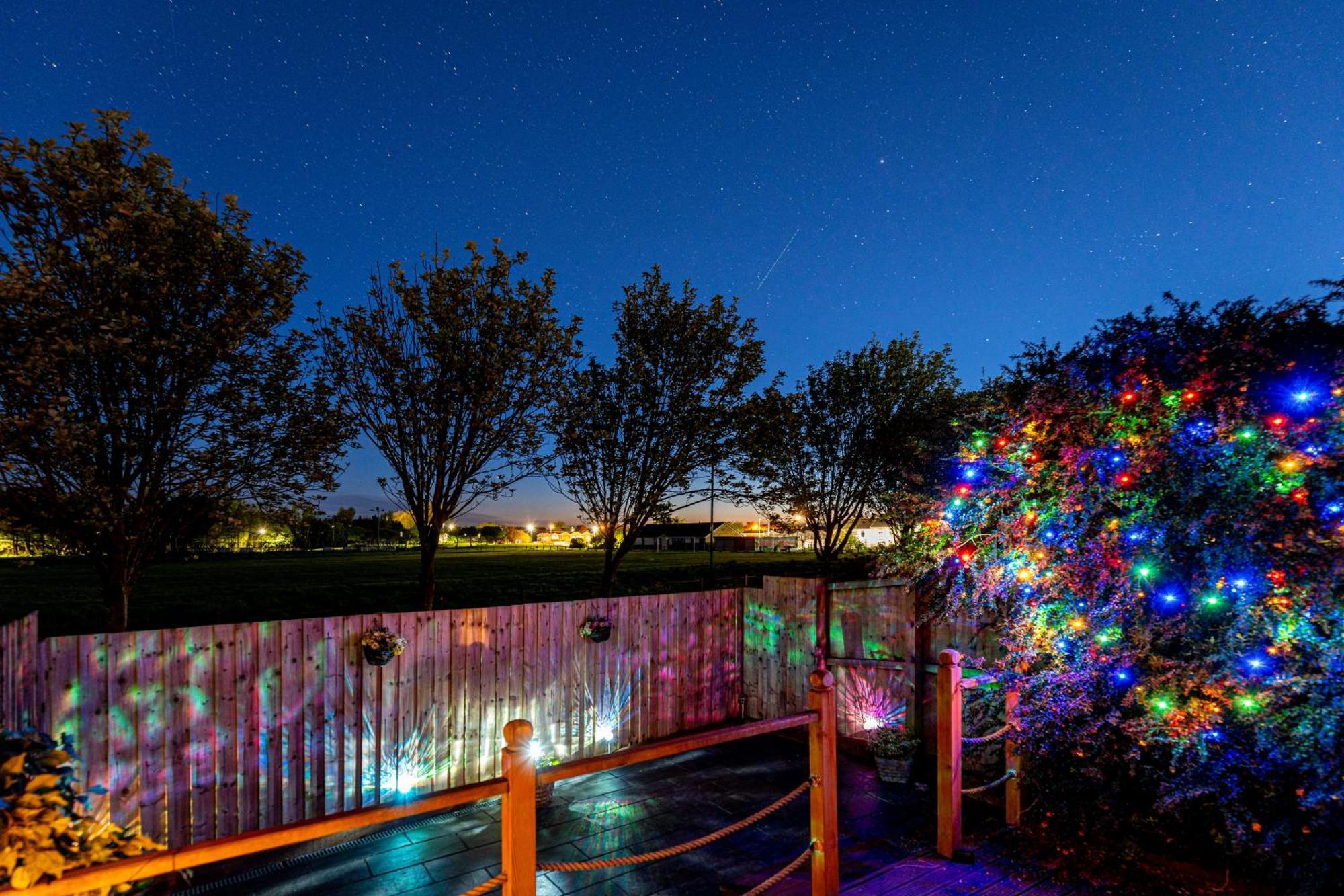 Comfortable And Spacious Superb Holiday Home In Llanelli, Dog Friendly Kültér fotó